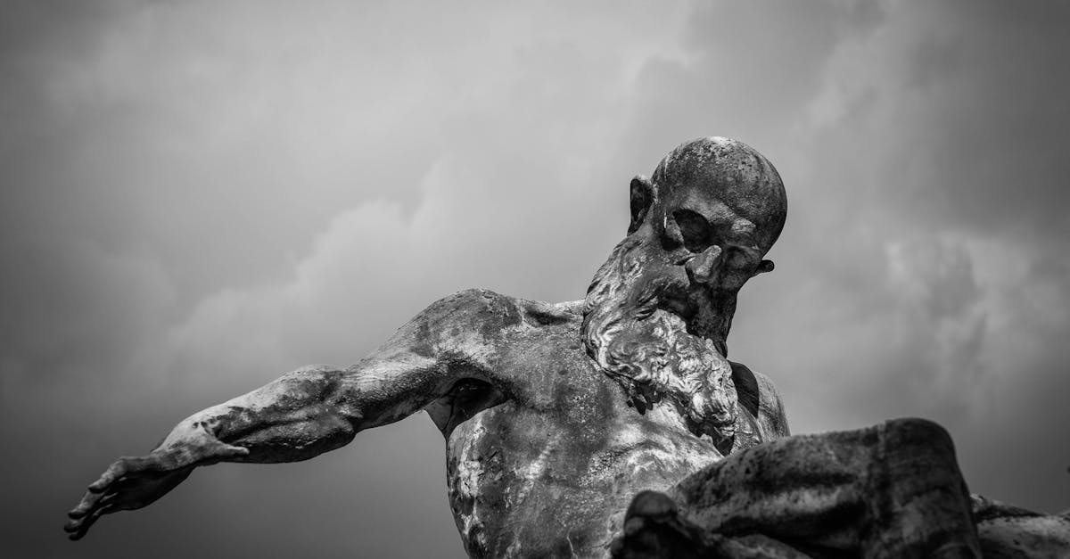 découvrez l'univers fascinant de la sculpture, un art qui donne vie à la matière à travers des formes et des textures uniques. explorez les différentes techniques, styles et artistes qui transforment la créativité en œuvres d'art intemporelles.