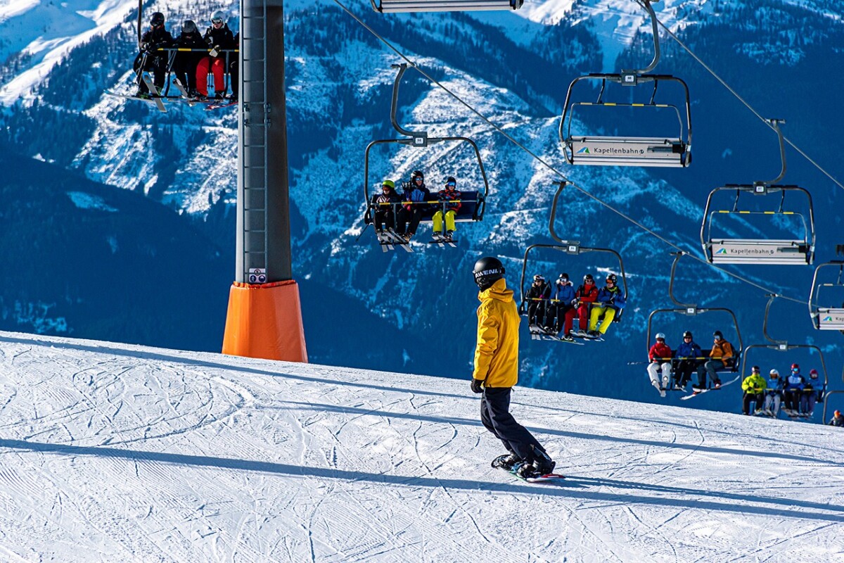 découvrez les meilleures stations de ski pour des vacances inoubliables : pistes variées, paysages magnifiques et activités pour tous les niveaux.