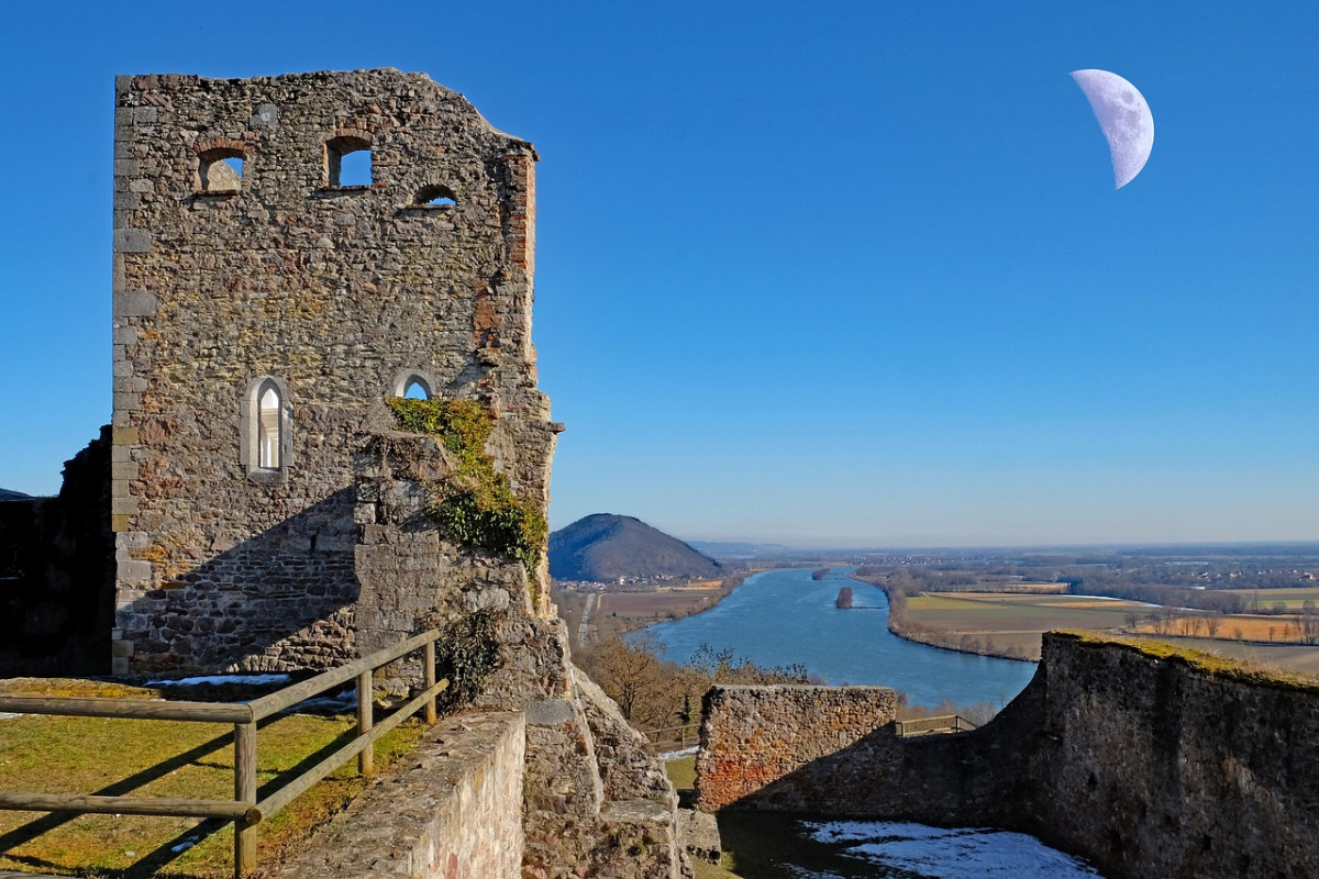 découvrez les sites historiques qui racontent l'histoire fascinante des civilisations passées. explorez des monuments emblématiques, des ruines anciennes et des lieux chargés de mémoire à travers le monde.