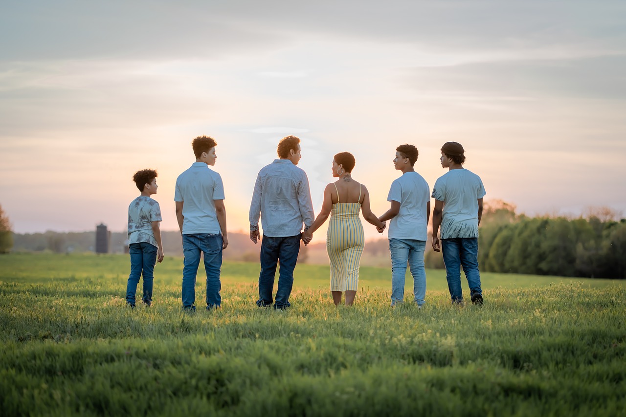 découvrez des aventures en famille inoubliables ! explorez des activités amusantes, des destinations passionnantes et créez des souvenirs mémorables ensemble. partez à l'aventure en famille dès aujourd'hui !