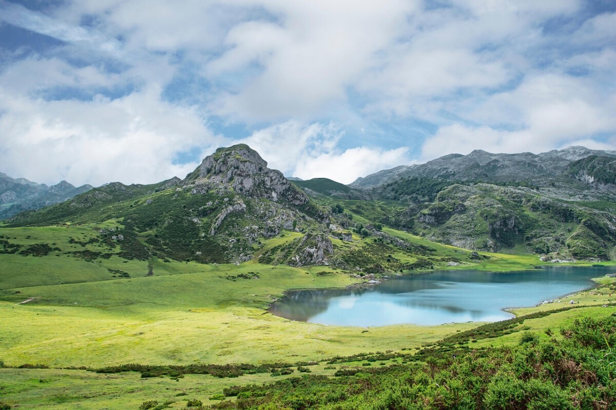 Explorez les activités estivales et les projets passionnants à découvrir dans les magnifiques Asturies