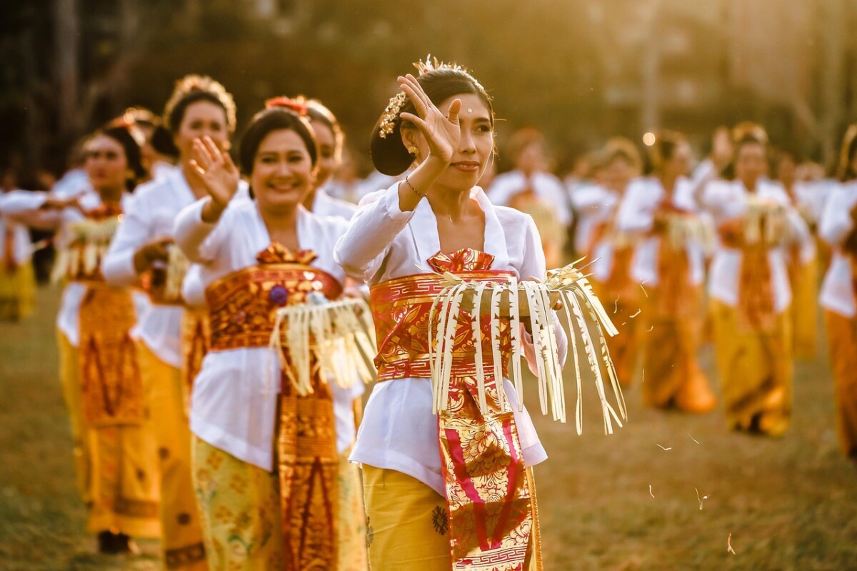 Art traditionnel : histoire, techniques et transmission d’un patrimoine vivant