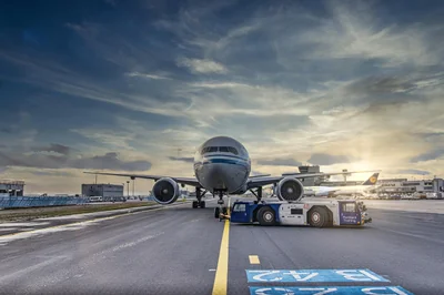 À vélo à travers des milliers de kilomètres, sans prendre l’avion : le pari inspirant d’un couple passionné de voyage